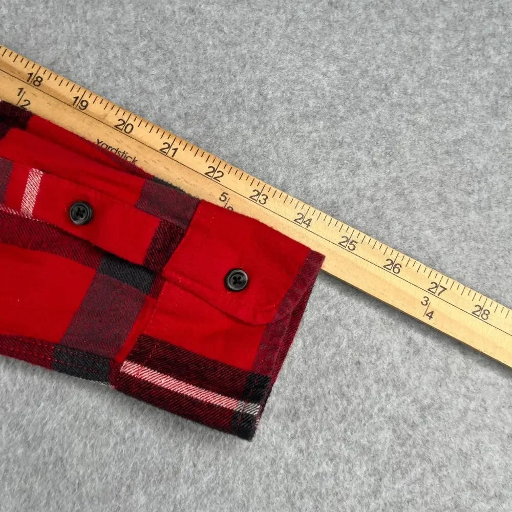 Vans Shirt Small Red Black Plaid Flannel Casual Button Up Long Sleeve Mens